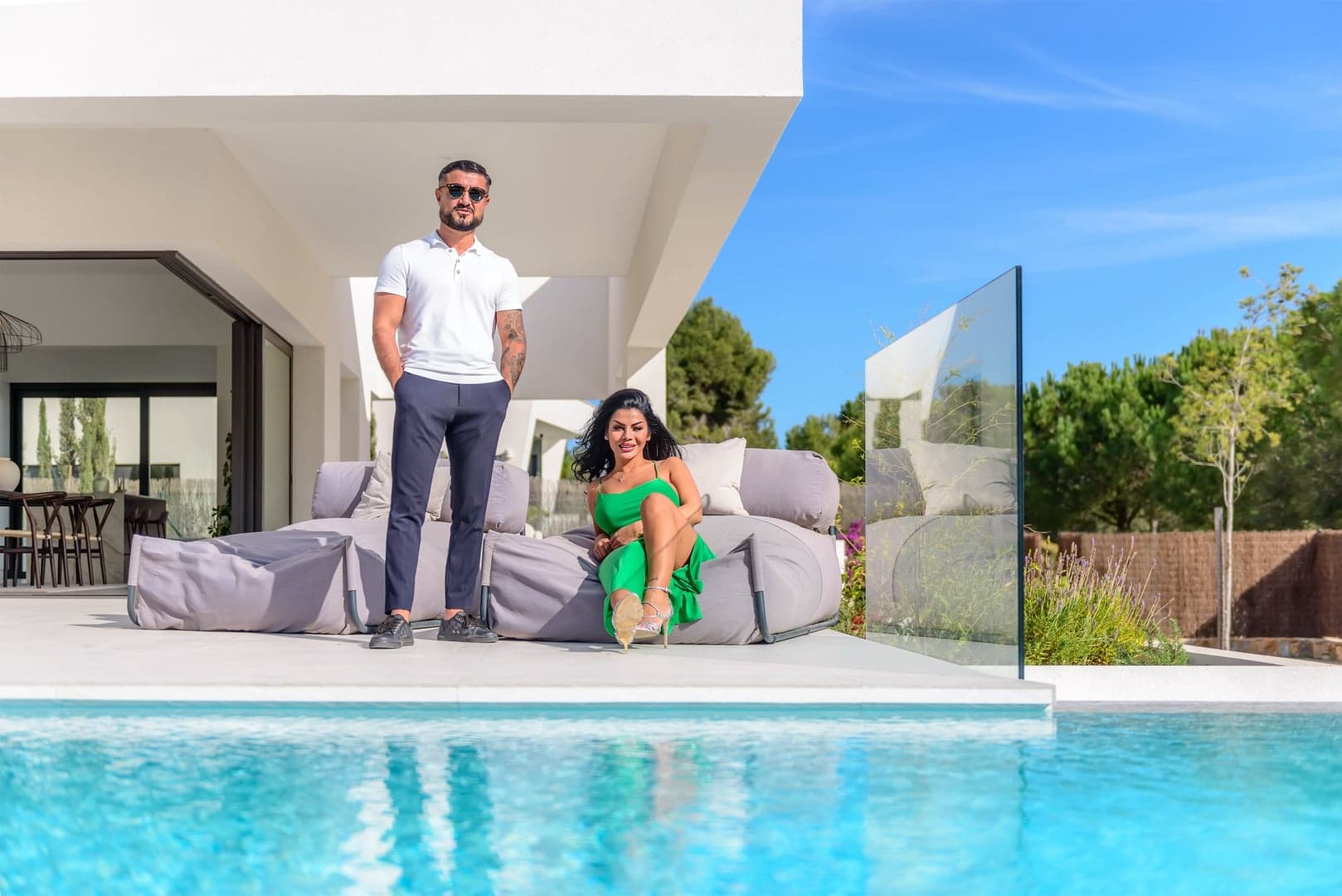 نیما و سارا، مشاوران املاک در Noir Properties